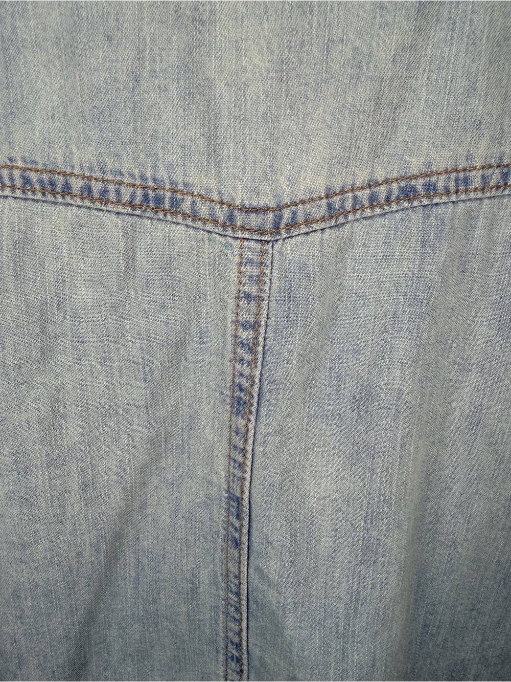Sofia Vergara Chambray Button Down Shirt Light Wash Denim Large - Picture 6 of 6
